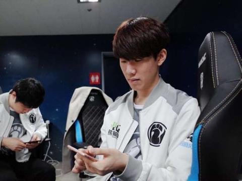 Launders 计划在 Nouns 的支持下在加拿大举办一场创纪录的 LAN 比赛；